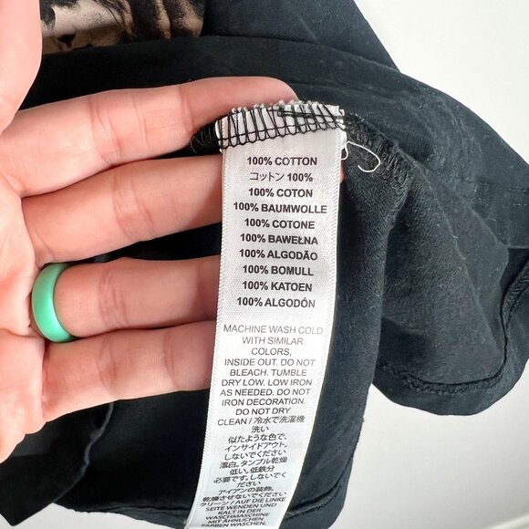 Taylor Swift Eras Tour Tee Black Graphic Concert Tee 100% Crew Neck Cotton Sz XL - Picture 3 of 4